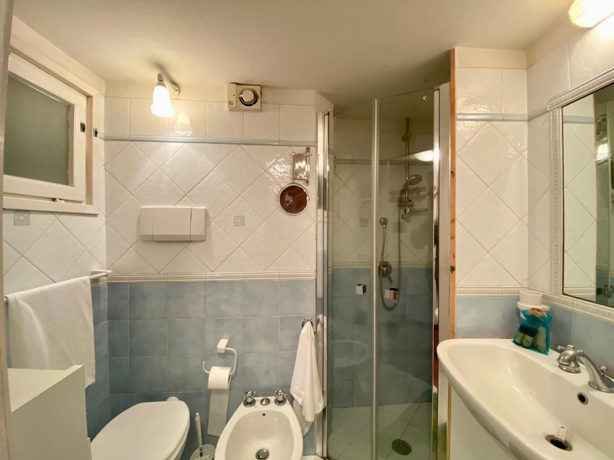 Holidaycasa Romano - Vacanza Nel Cuore Di Sperlonga Ngoại thất bức ảnh