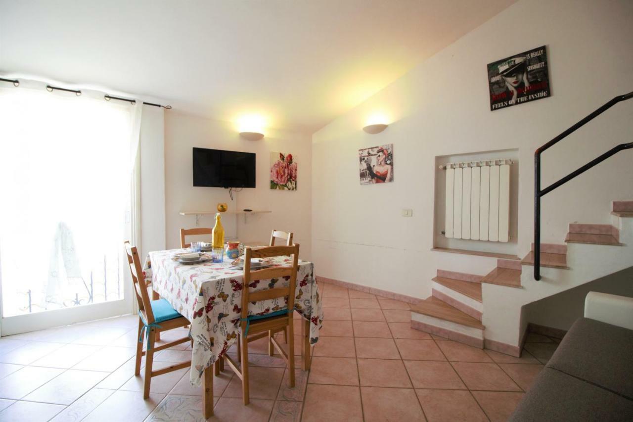 Holidaycasa Romano - Vacanza Nel Cuore Di Sperlonga Ngoại thất bức ảnh